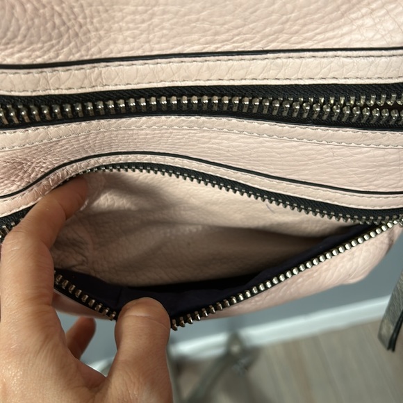 Pink grained leather Marc Jacobs mini crossbody bag with silver-tone hardware - Picture 7 of 16